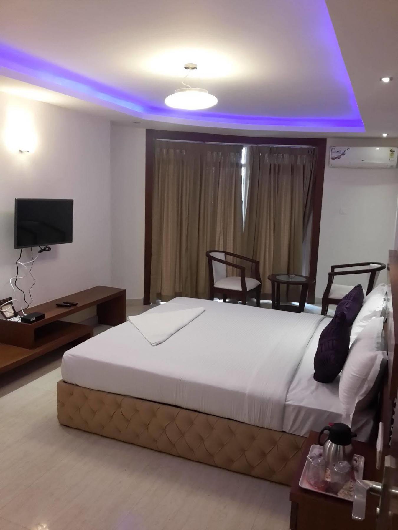 Icon Suites By Bhagini Μπανγκαλόρ Εξωτερικό φωτογραφία
